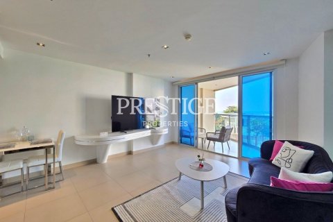 Condo in Pattaya, Thailand, 1 bedroom № 198277 - photo 2