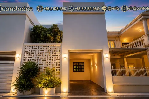 Townhouse in Phra Khanong, Bangkok, Thailand 4 bedrooms № 201192