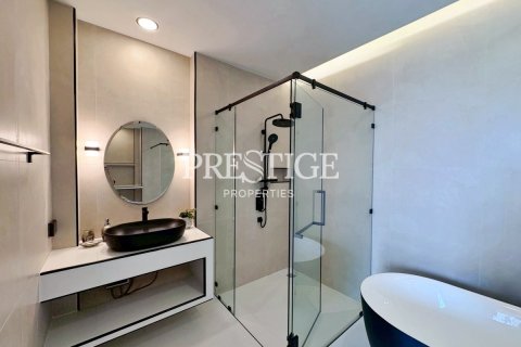 Condo in Pattaya, Thailand, 2 bedrooms № 197486 - photo 14