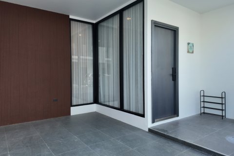 Villa in Pattaya, Thailand 4 Schlafzimmer № 233034 - Foto 25