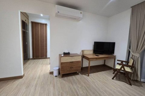 Chalet de 4 dormitorios en Kathu, Tailandia № 117215 - foto 7