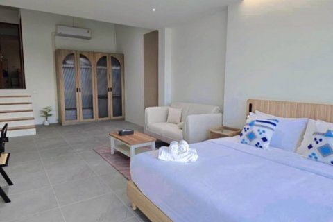 Chalet de 4 dormitorios en Kathu, Tailandia № 117215 - foto 4