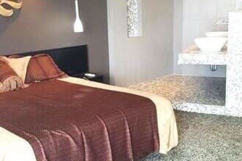 Condominio de 1 dormitorio en Bangkok, Tailandia № 143764 - foto 10