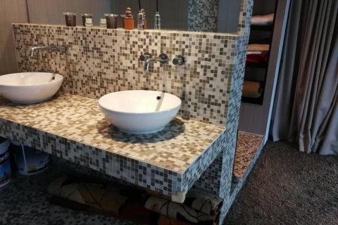 Condominio de 1 dormitorio en Bangkok, Tailandia № 143764 - foto 3