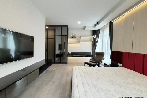 Haus in Bangkok, Thailand 4 Schlafzimmer № 189145 - Foto 2