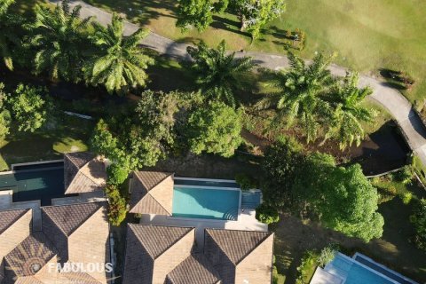 Chalet de 3 dormitorios en Kathu, Tailandia № 179417 - foto 7