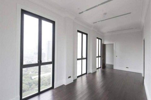 Condo in Pathum Wan, Bangkok, Thailand, 3 bedrooms № 205308