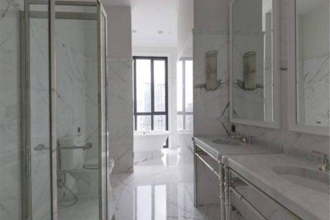 Condominio de 3 dormitorios en Pathum Wan, Bangkok, Tailandia № 205308 - foto 6