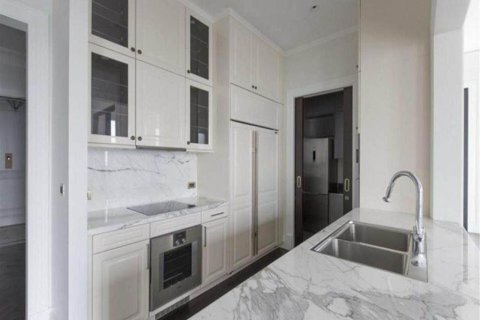 Condominio de 3 dormitorios en Pathum Wan, Bangkok, Tailandia № 205308 - foto 13