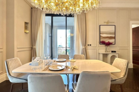 Condominio de 2 dormitorios en Pathum Wan, Bangkok, Tailandia № 205306 - foto 2