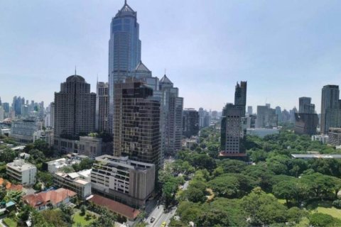 Condominio de 2 dormitorios en Pathum Wan, Bangkok, Tailandia № 205307 - foto 4