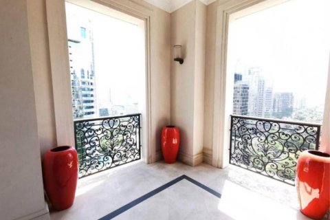 Condominio de 2 dormitorios en Pathum Wan, Bangkok, Tailandia № 205307 - foto 17
