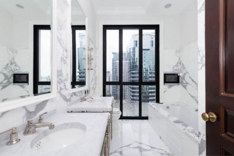 Condominio de 2 dormitorios en Pathum Wan, Bangkok, Tailandia № 205307 - foto 16