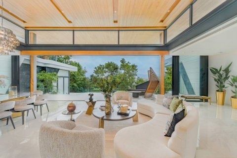 Chalet de 5 dormitorios en Phuket, Tailandia № 116758 - foto 5