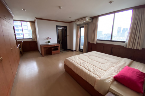 Condominio de 2 dormitorios en Watthana, Bangkok, Tailandia № 71564 - foto 5
