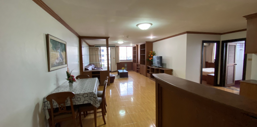 Condominio de 2 dormitorios en Watthana, Bangkok, Tailandia № 71564