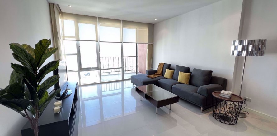 Condominio de 2 dormitorios en Khlong Toei, Bangkok, Tailandia № 71562