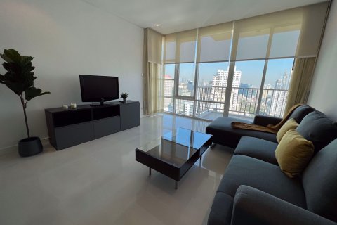 Condominio de 2 dormitorios en Khlong Toei, Bangkok, Tailandia № 71562 - foto 7