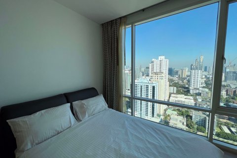 Condominio de 2 dormitorios en Khlong Toei, Bangkok, Tailandia № 71562 - foto 24