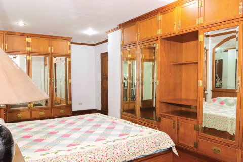 Ático de 4 dormitorios en Watthana, Bangkok, Tailandia № 71567 - foto 9