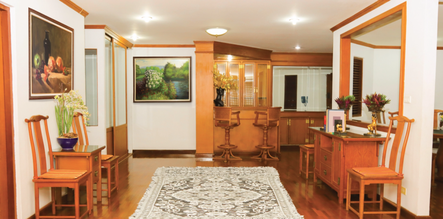 Ático de 4 dormitorios en Watthana, Bangkok, Tailandia № 71567