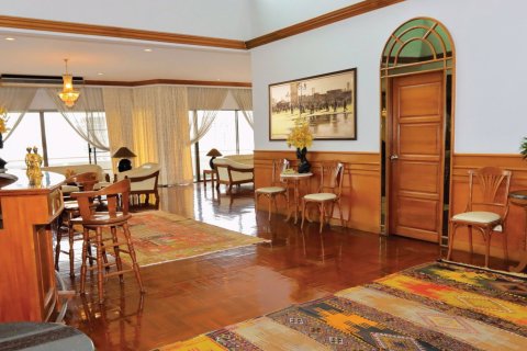 Penthouse in Watthana, Bangkok, Thailand 3 Schlafzimmer № 71568 - Foto 3