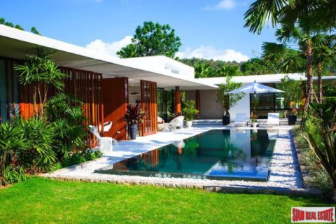 Chalet de 3 dormitorios en Jomtien Beach, Pattaya, Tailandia № 202694