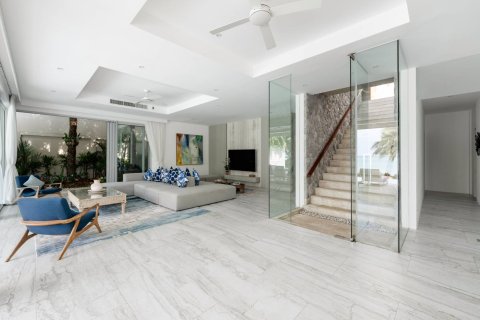 Casa de 5 dormitorios en Ko Samui, Tailandia № 180631 - foto 12
