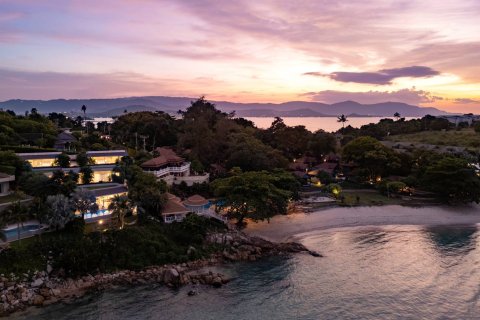 Casa de 5 dormitorios en Ko Samui, Tailandia № 180631 - foto 22