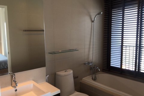 Condominio de 1 dormitorio en Bangkok, Tailandia № 144218 - foto 3