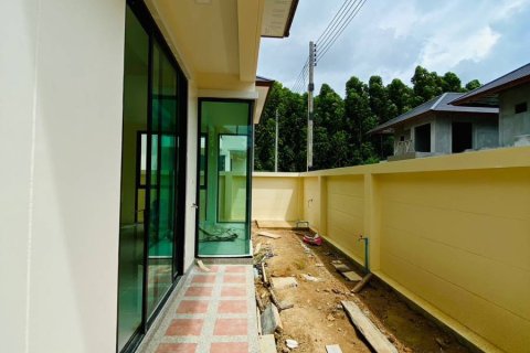 Casa de 3 dormitorios en Pattaya, Tailandia № 157690 - foto 11