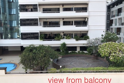 Condominio de 2 dormitorios en Bangkok, Tailandia № 157691 - foto 13