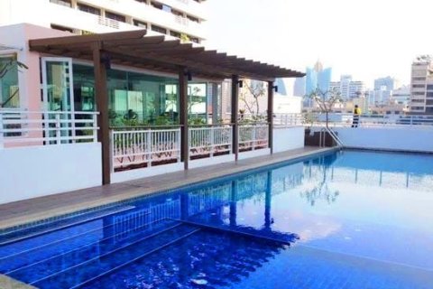 Condominio de 2 dormitorios en Bangkok, Tailandia № 157691 - foto 11
