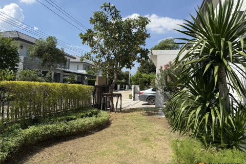 Haus in Bangkok, Thailand 4 Schlafzimmer № 189040 - Foto 5
