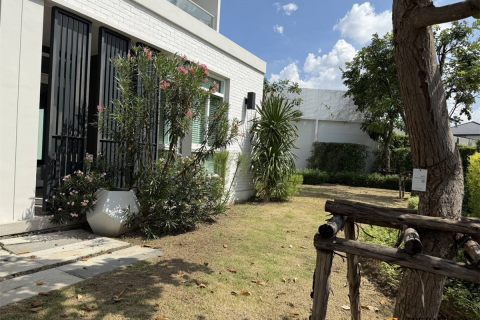 Haus in Bangkok, Thailand 4 Schlafzimmer № 189040 - Foto 10