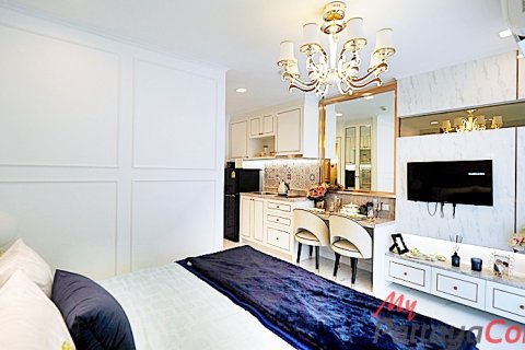 Estudio en el condominio en Bang Lamung, Tailandia № 205252 - foto 8