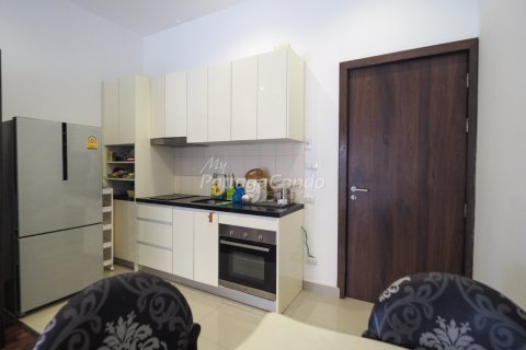 Condominio de 1 dormitorio en Bang Lamung, Tailandia № 205250 - foto 2