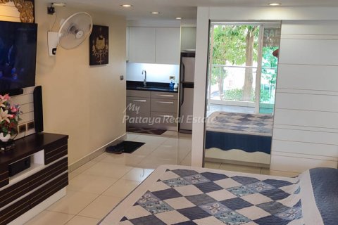 Estudio en el condominio en Bang Lamung, Tailandia № 205249 - foto 4