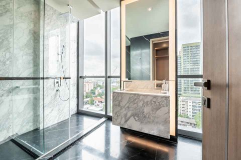 Condominio de 2 dormitorios en Bangkok, Tailandia № 214253 - foto 11