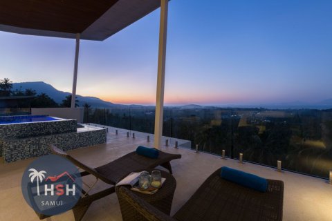Ático de 3 dormitorios en Ko Samui, Tailandia № 180193 - foto 2
