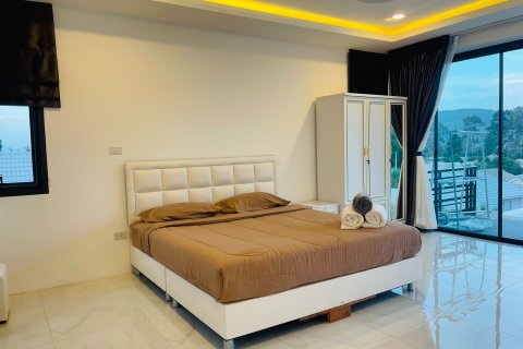 Chalet de 5 dormitorios en Ko Samui, Tailandia № 180190 - foto 4