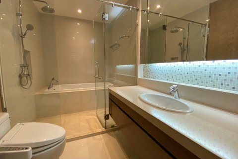 Condominio de 3 dormitorios en Watthana, Bangkok, Tailandia № 134080 - foto 14