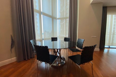 Condominio de 3 dormitorios en Watthana, Bangkok, Tailandia № 134080 - foto 5