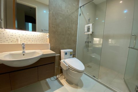 Condominio de 3 dormitorios en Watthana, Bangkok, Tailandia № 134080 - foto 16