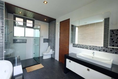 Chalet de 4 dormitorios en Prawet, Bangkok, Tailandia № 134085 - foto 13