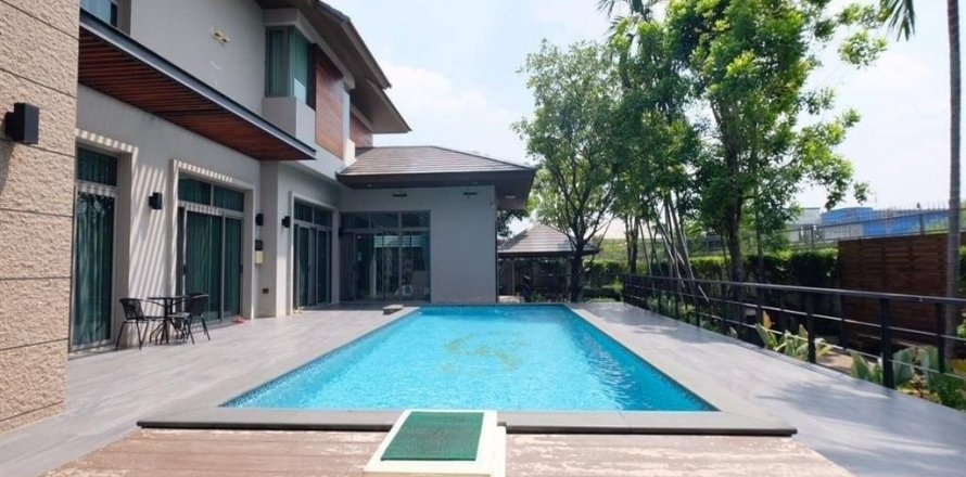 Chalet de 4 dormitorios en Prawet, Bangkok, Tailandia № 134085