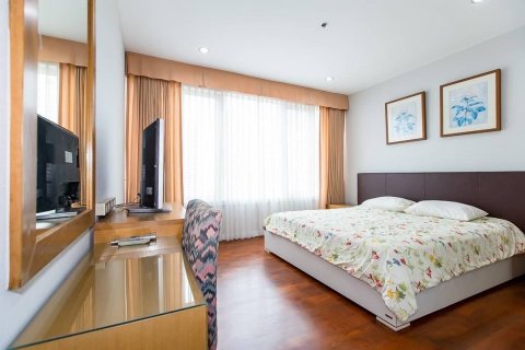 Condominio de 2 dormitorios en Watthana, Bangkok, Tailandia № 134084 - foto 3