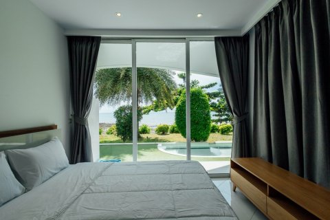 Condominio de 3 dormitorios en Bang Sare, Tailandia № 160962 - foto 7