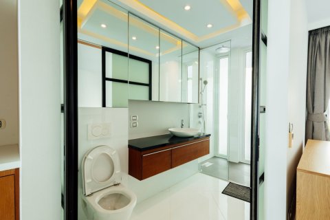 Condominio de 3 dormitorios en Bang Sare, Tailandia № 160962 - foto 27
