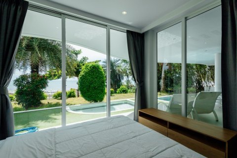 Condominio de 3 dormitorios en Bang Sare, Tailandia № 160962 - foto 5